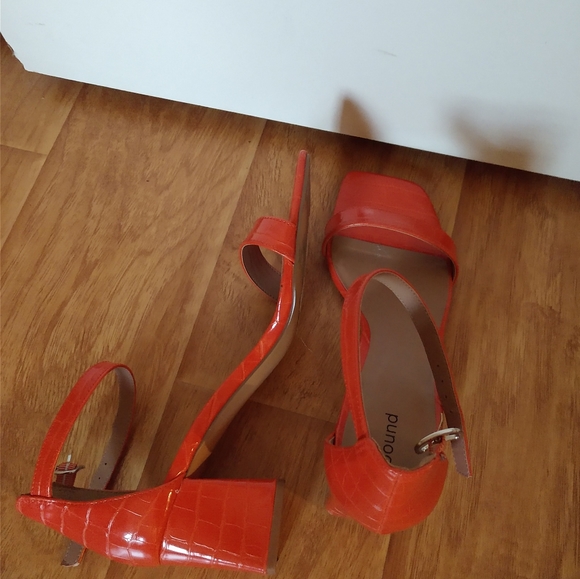 Chunky heels sandals - Picture 3 of 4